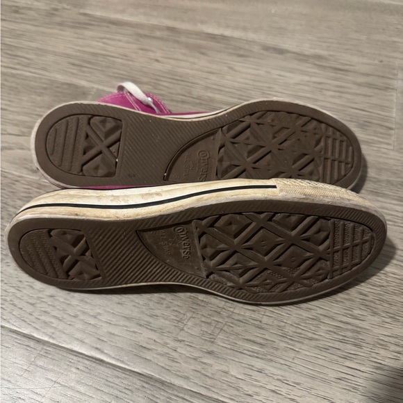 Converse high tops sz 8 - Picture 8 of 9